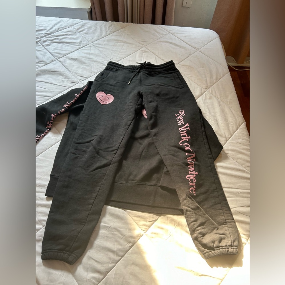 NYON matching set